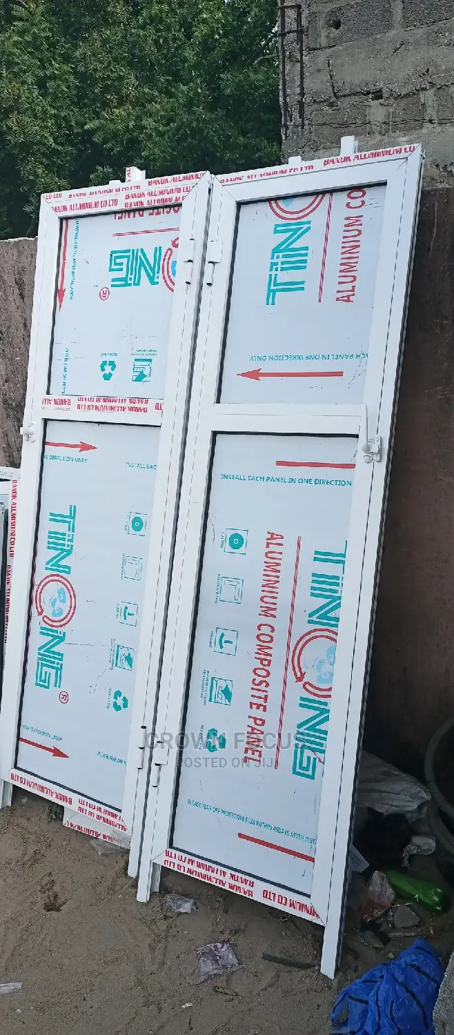 Strong and Realiable Aluminum Door.