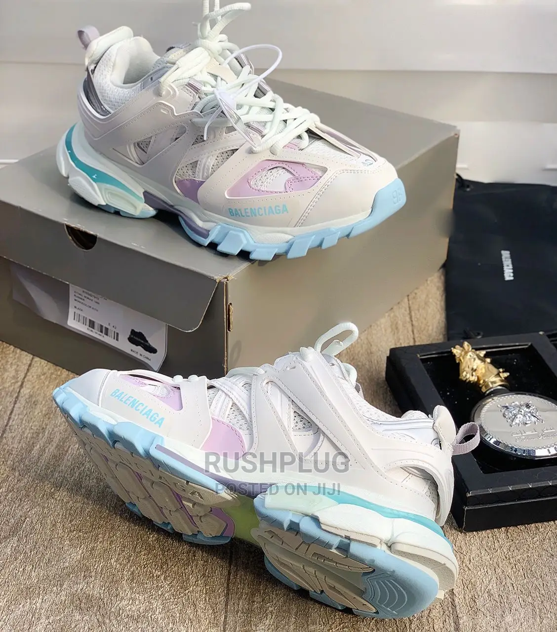Luxury B a L E N C I a G a Unisex Drip Sneakers