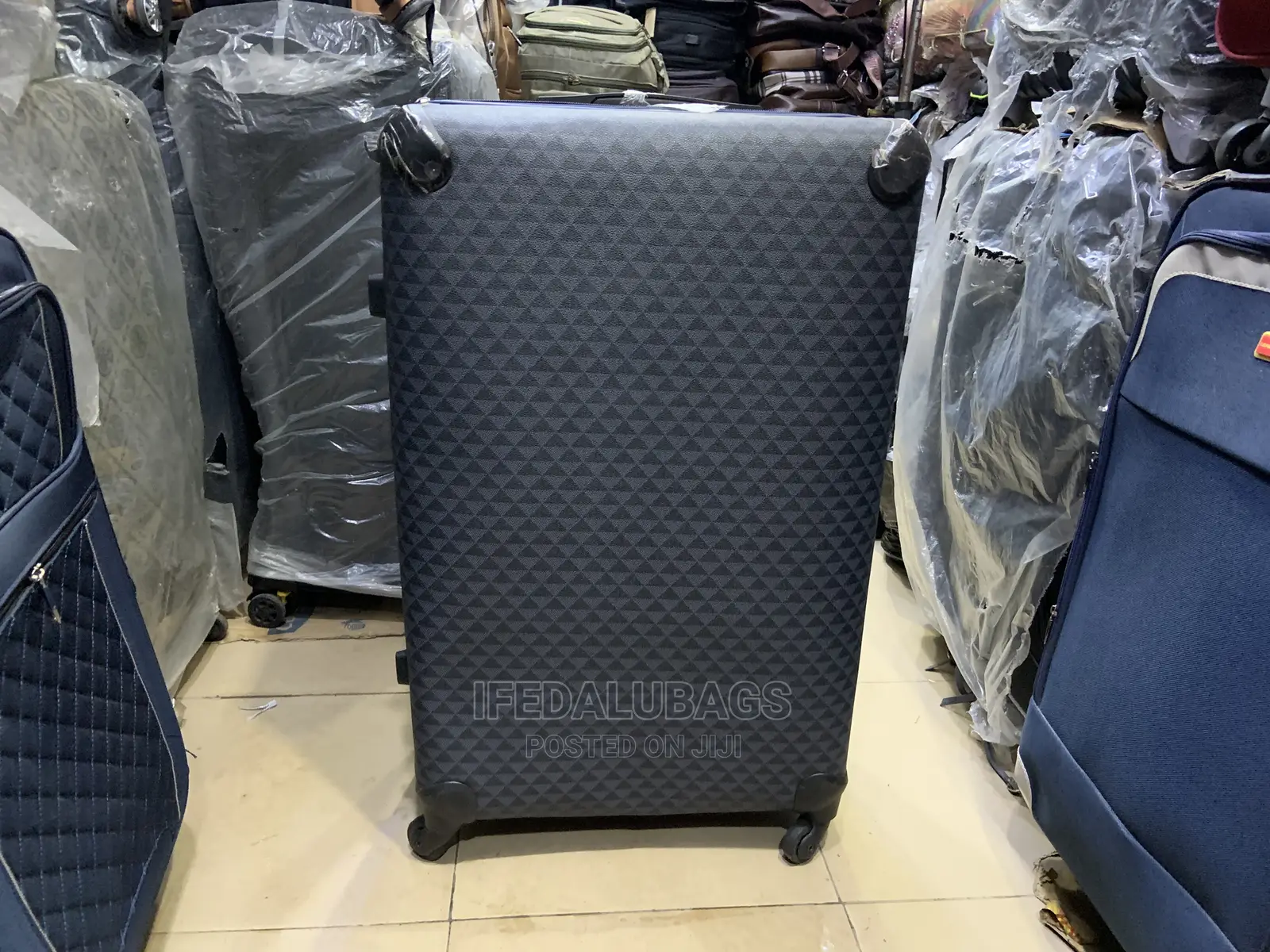 Quality Big Size Star Express Traveling Luggage