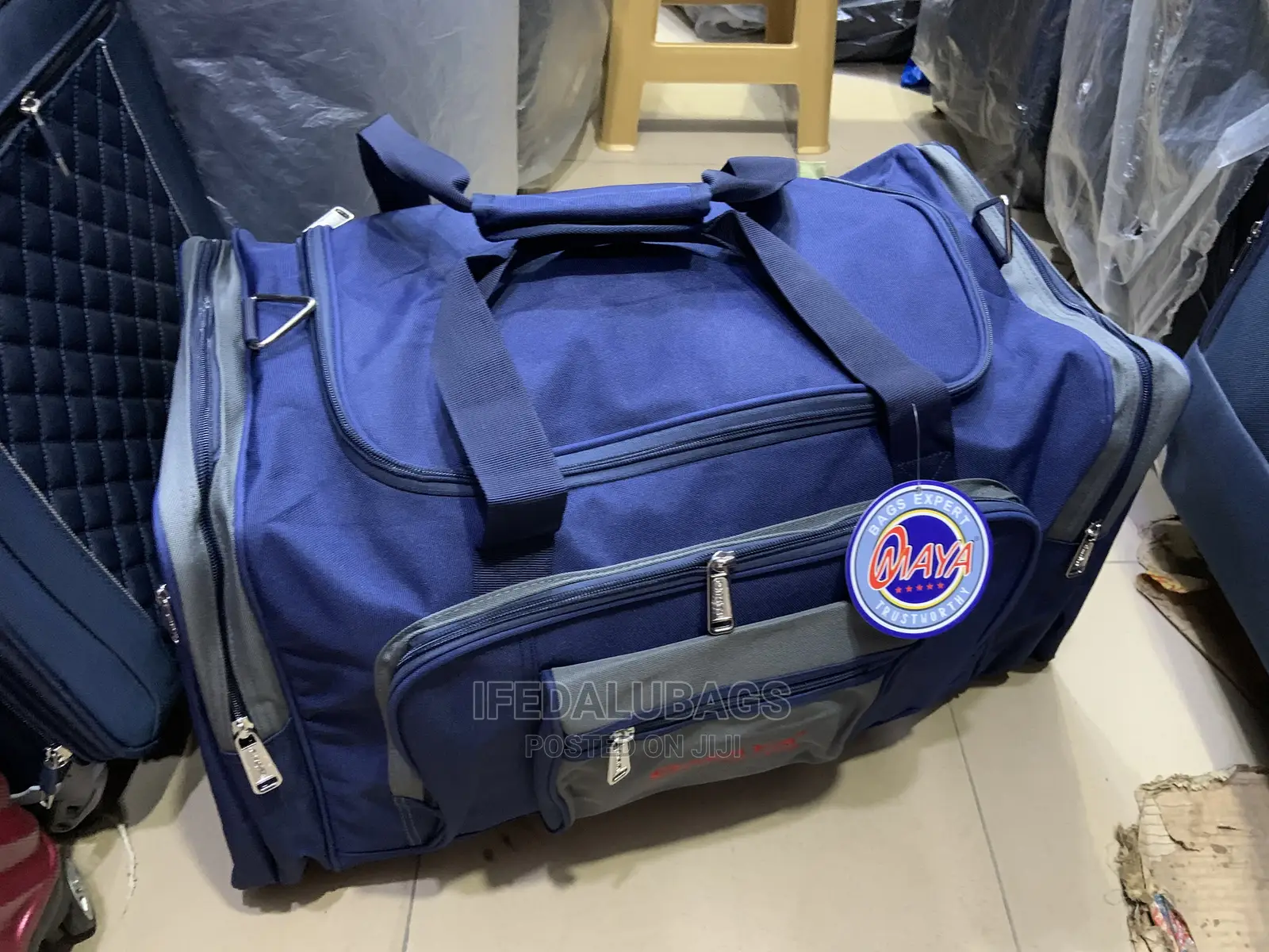 Medium Size Light Weight Quality Omaya Traveling Bag
