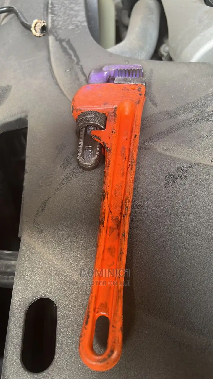 Heavy Duty Pipe Wrench