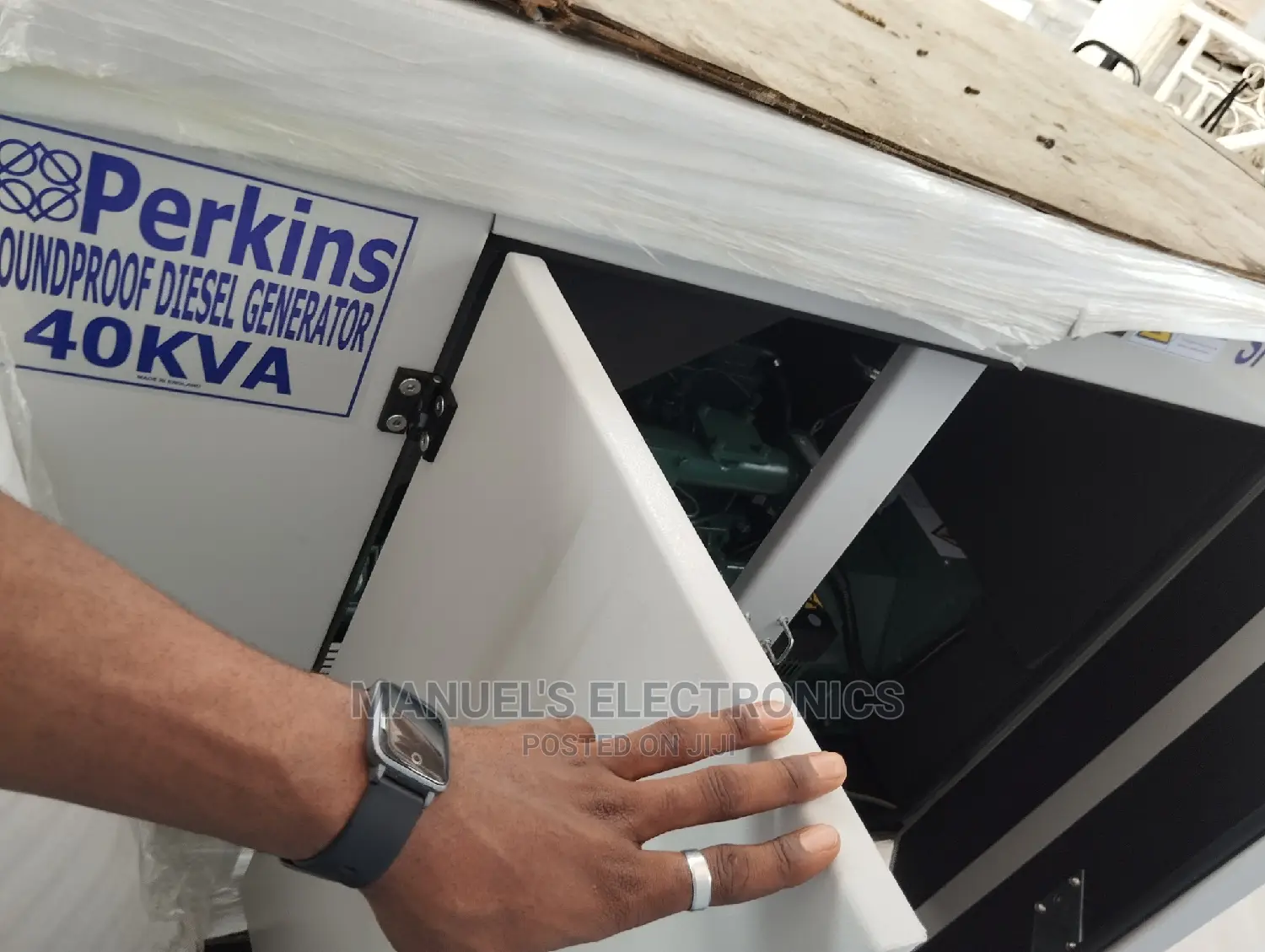 (40kva) Brand New Perkins Diesel Soundproof Generator 2year