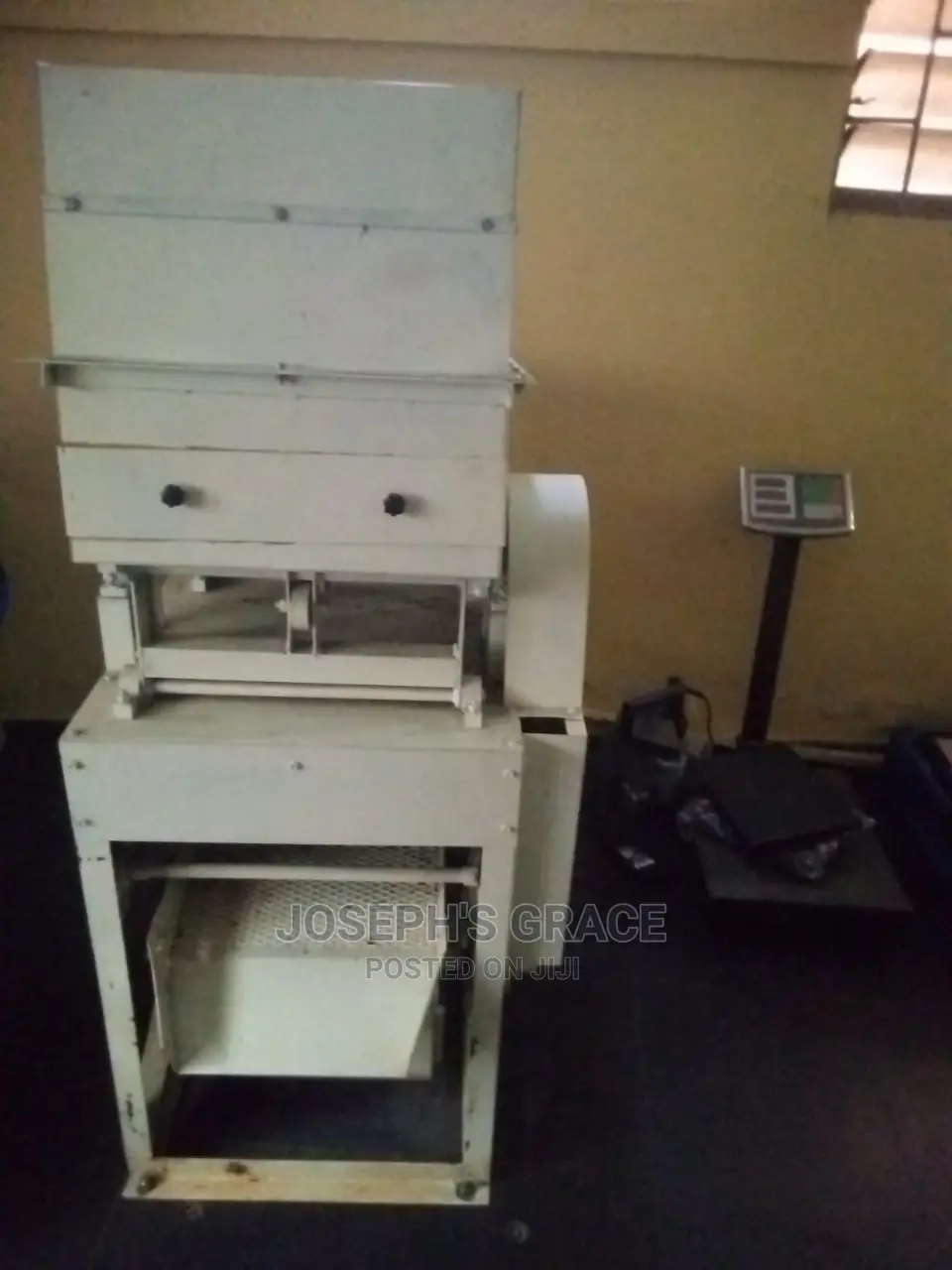 Rice Distoner 2tons Per Hour Machine.