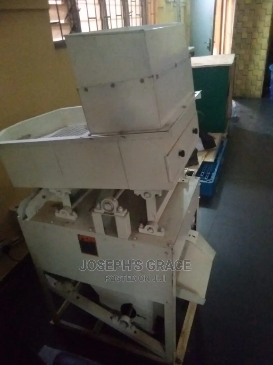 Rice Distoner 2tons Per Hour Machine.