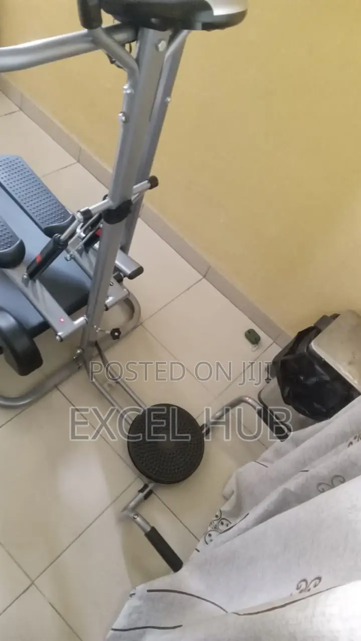 Manual Treadmill With Stepper and Twister, Push Up Body