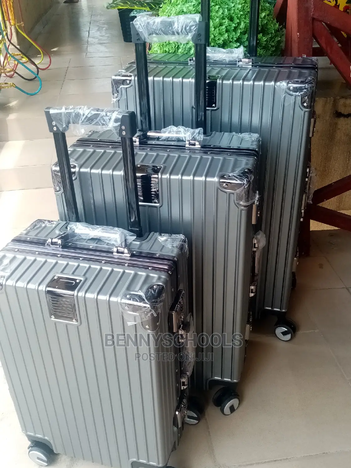 Set of 3 Aluminum Traveling Luggage Boxes