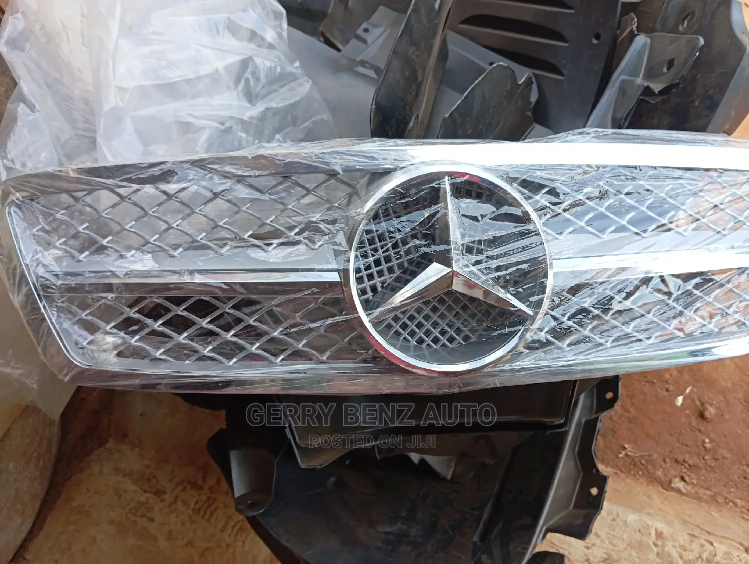 Front Grille for W203,C240,C230,C300,Glk350,E350,Ml350,Cla