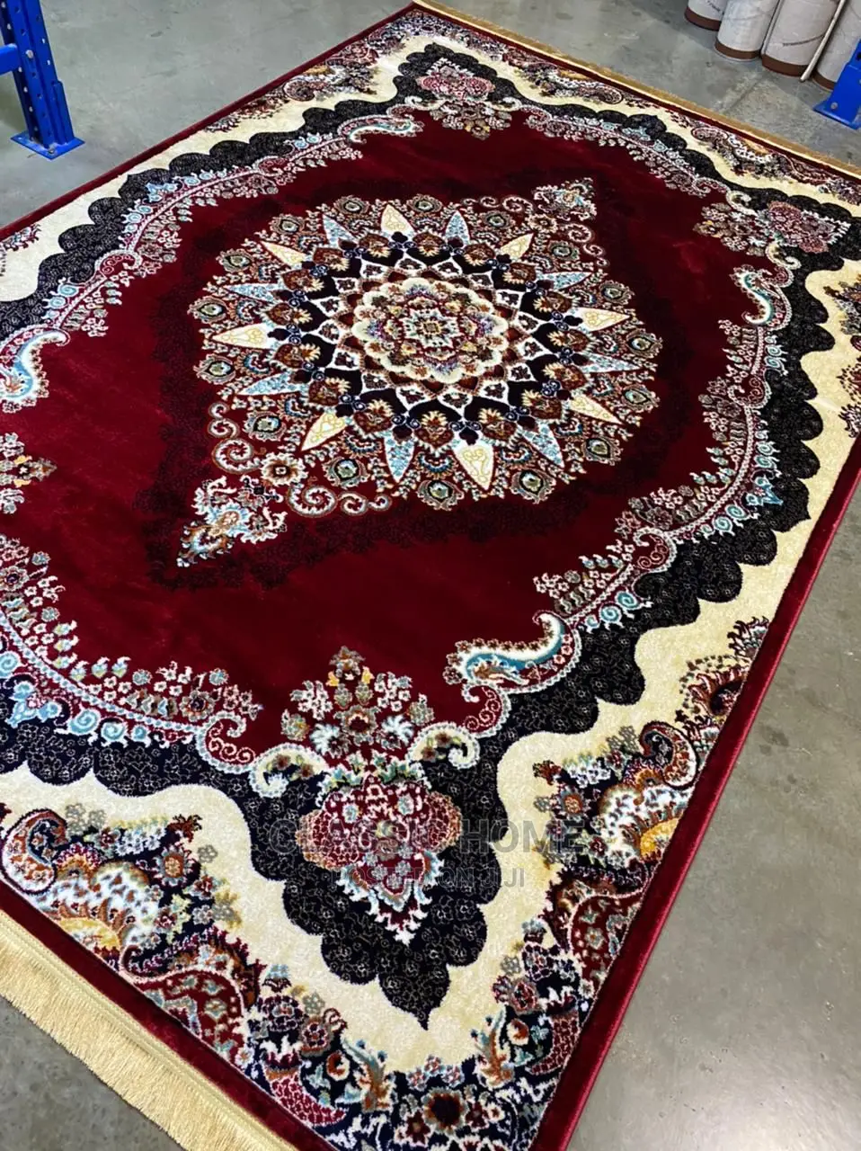 High Fuffy Arabian Center Rug