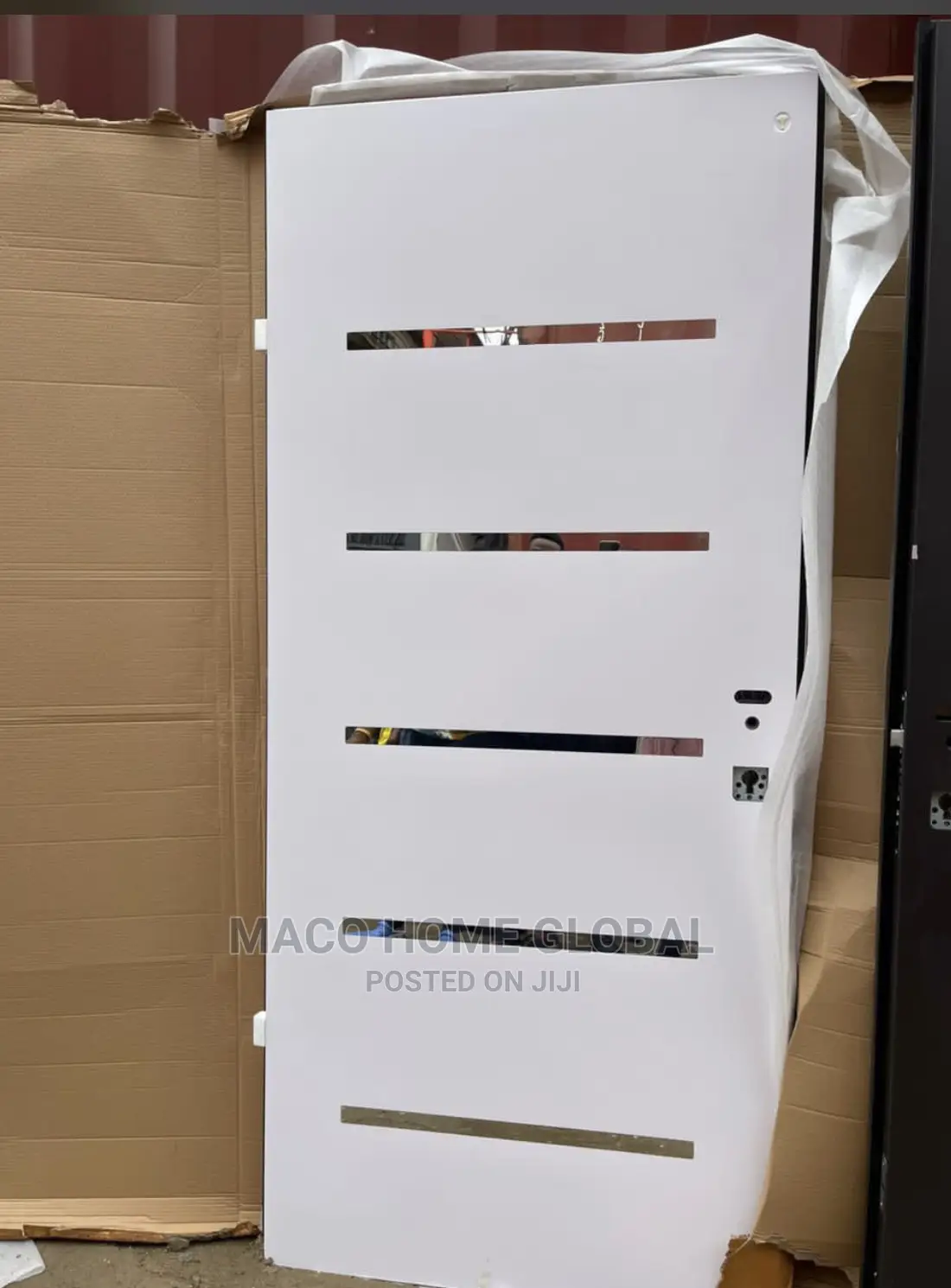 3ft. Iseale Door White 4cron