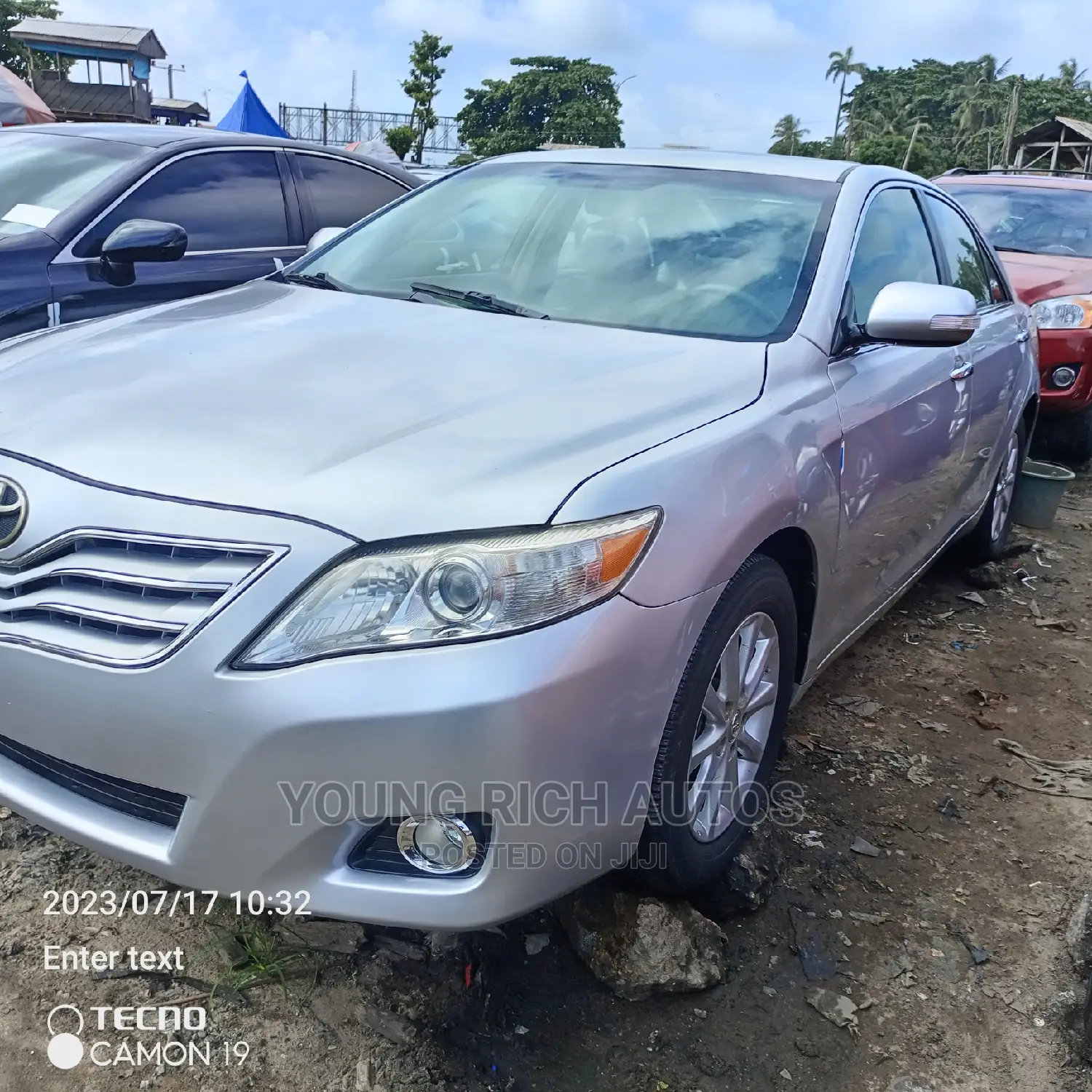 Toyota Camry 2011 Silver