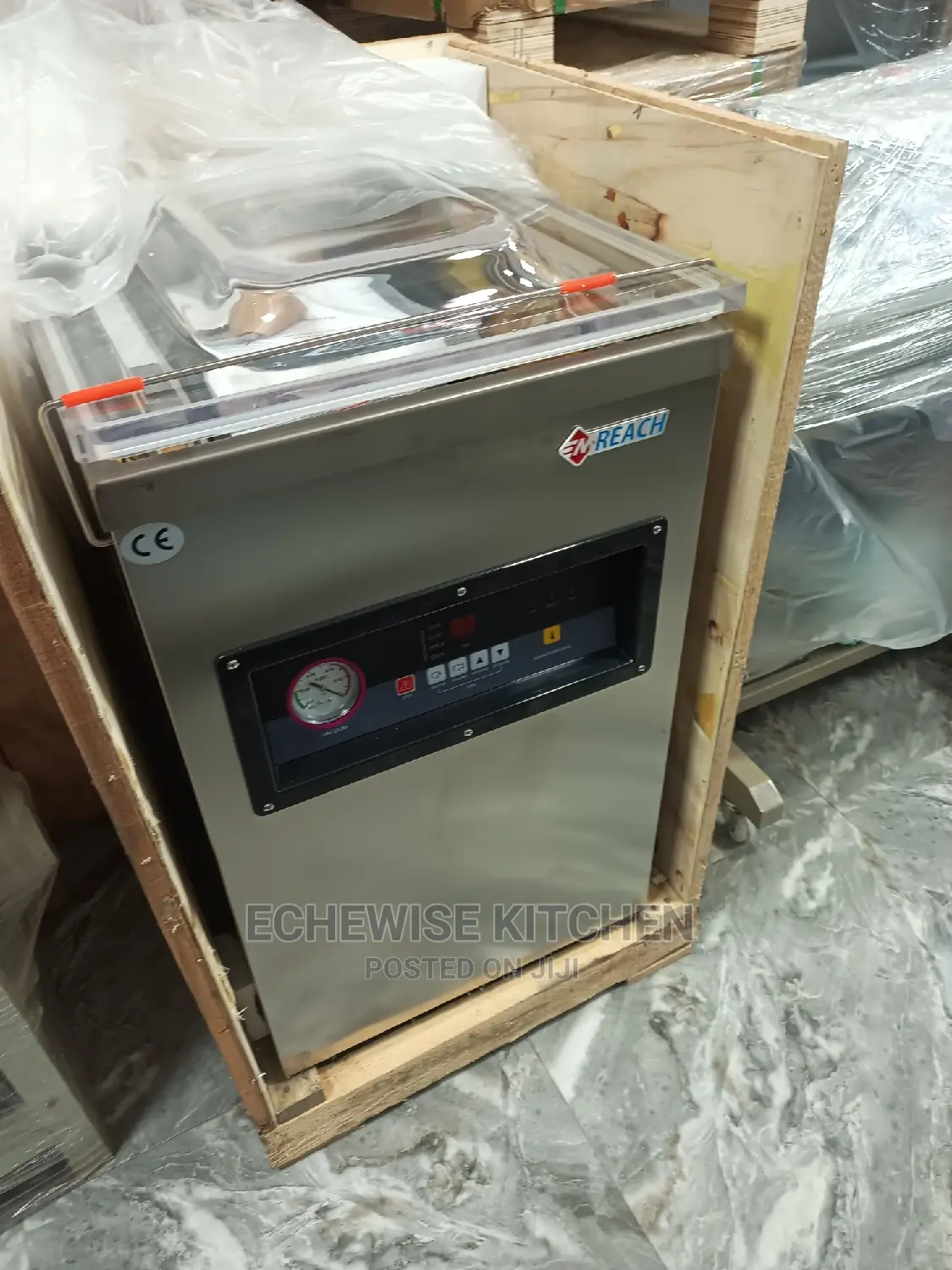 Vacuum Sealer Standing