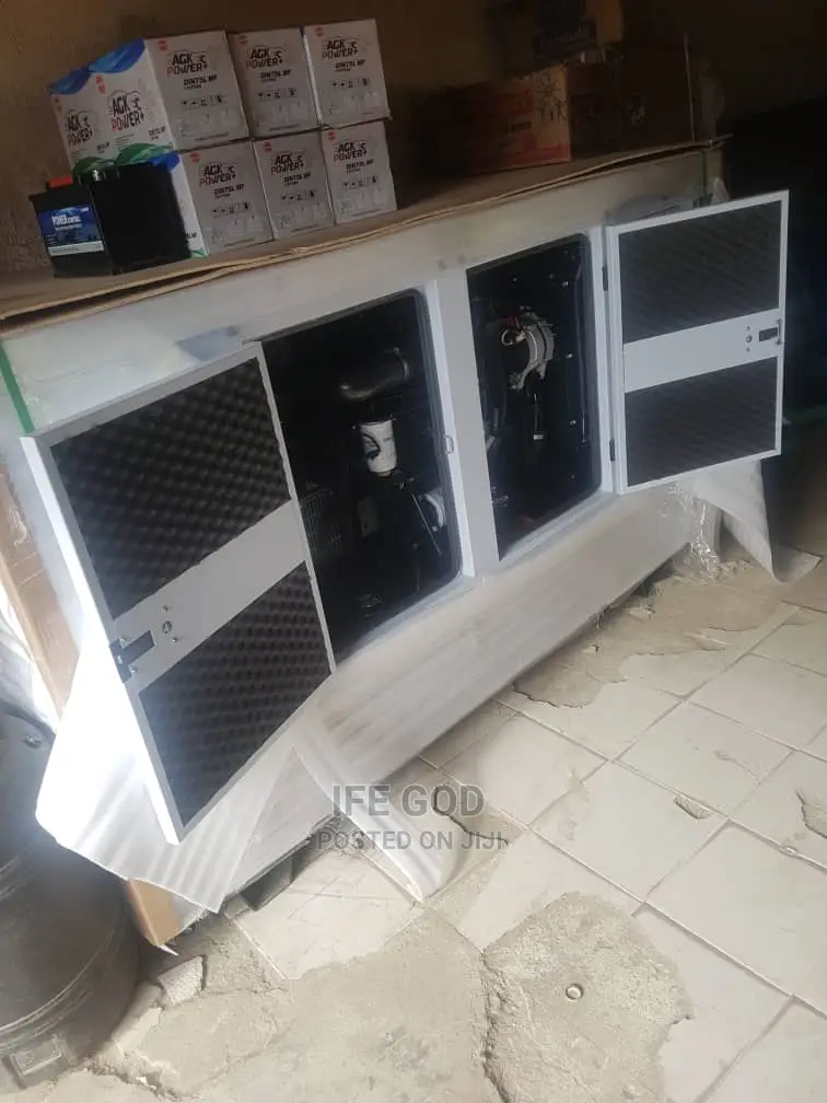 Quality 20kva Perkins Soundproof Diesel Generator Etc.