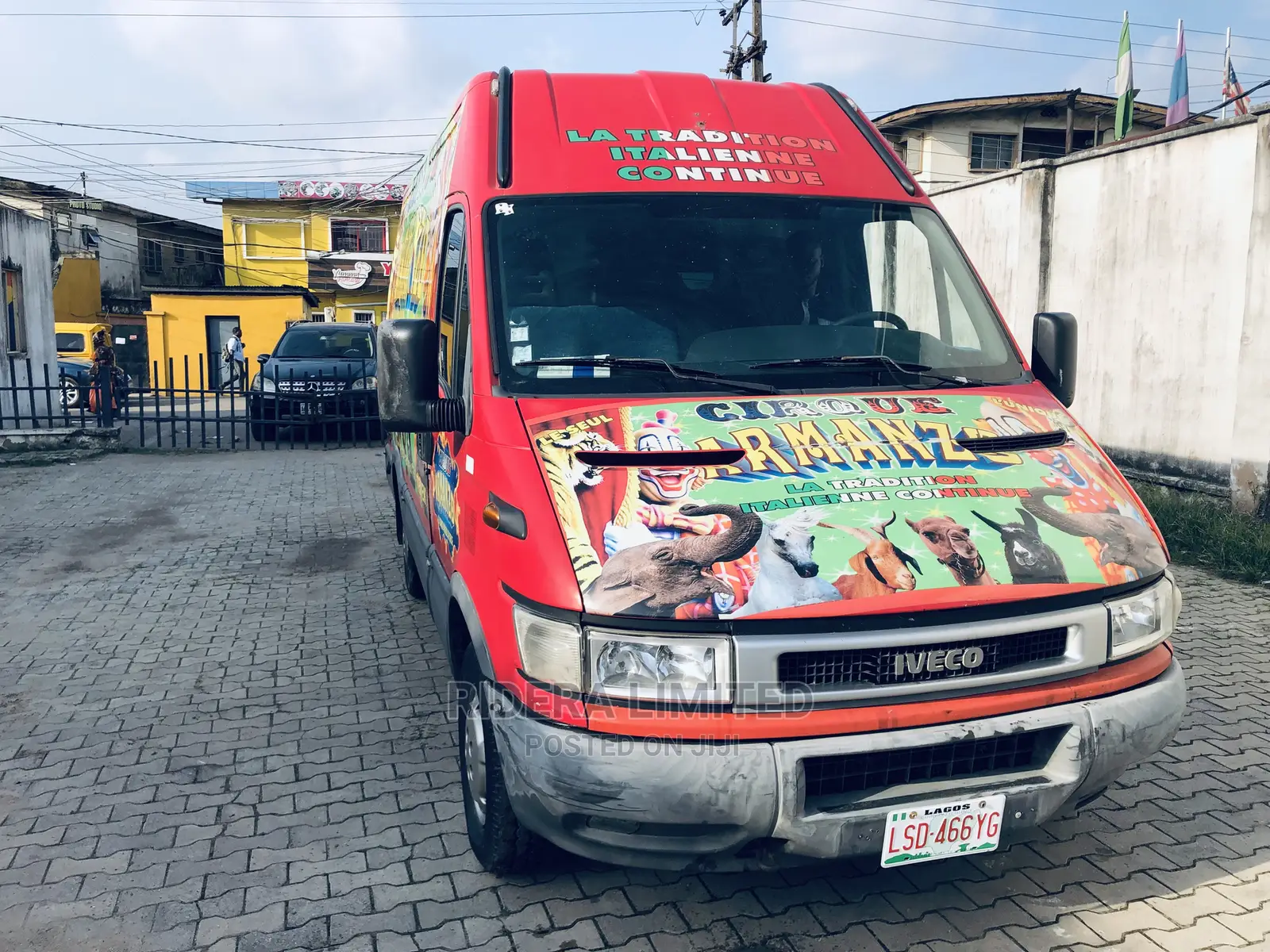 Hire and Rent a Moving Van
