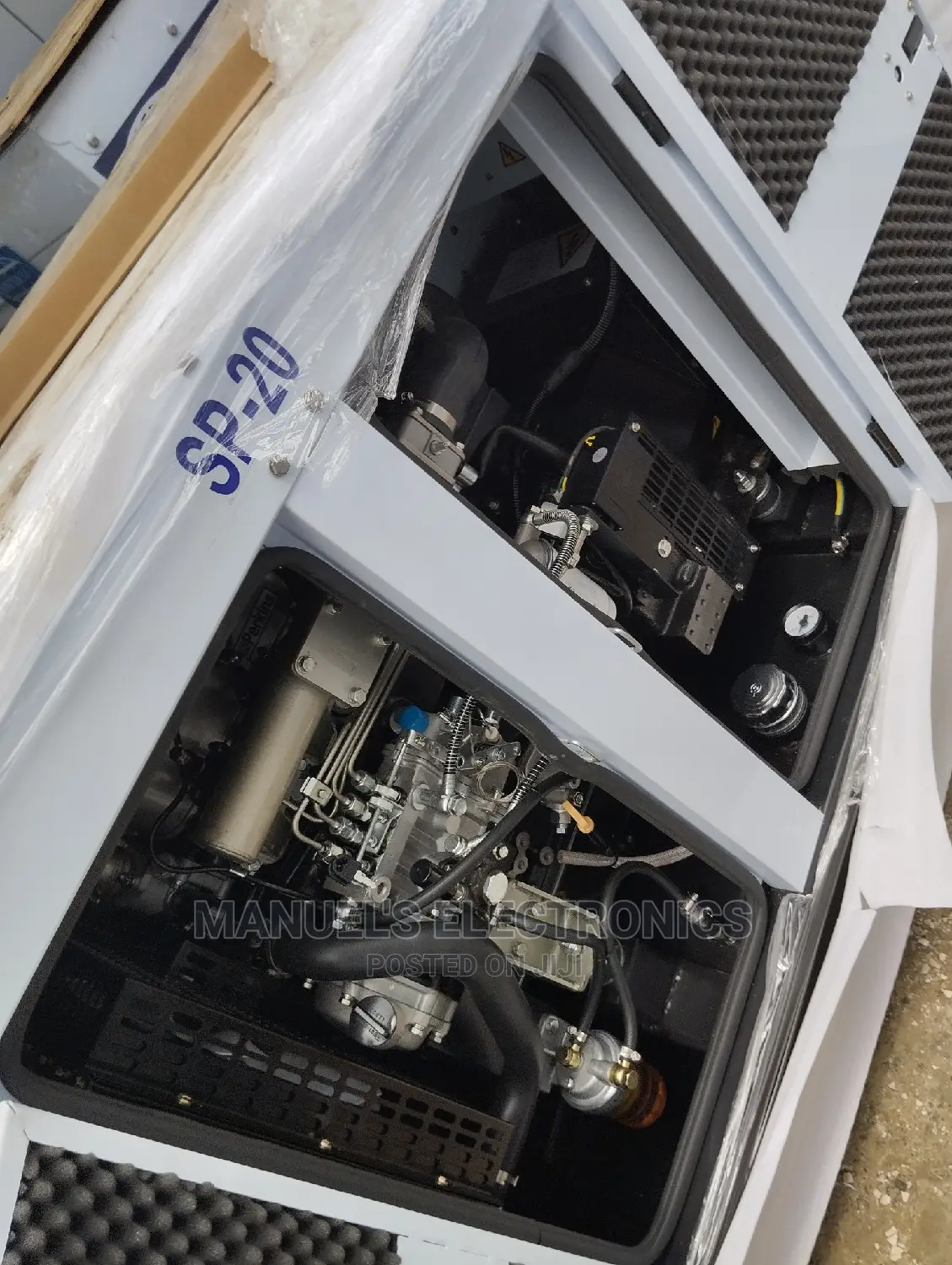 Brand New(20kva) Perkins Diesel Soundproof Generator 2years