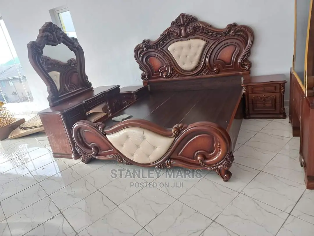 Executive High Quality Bedroom Set