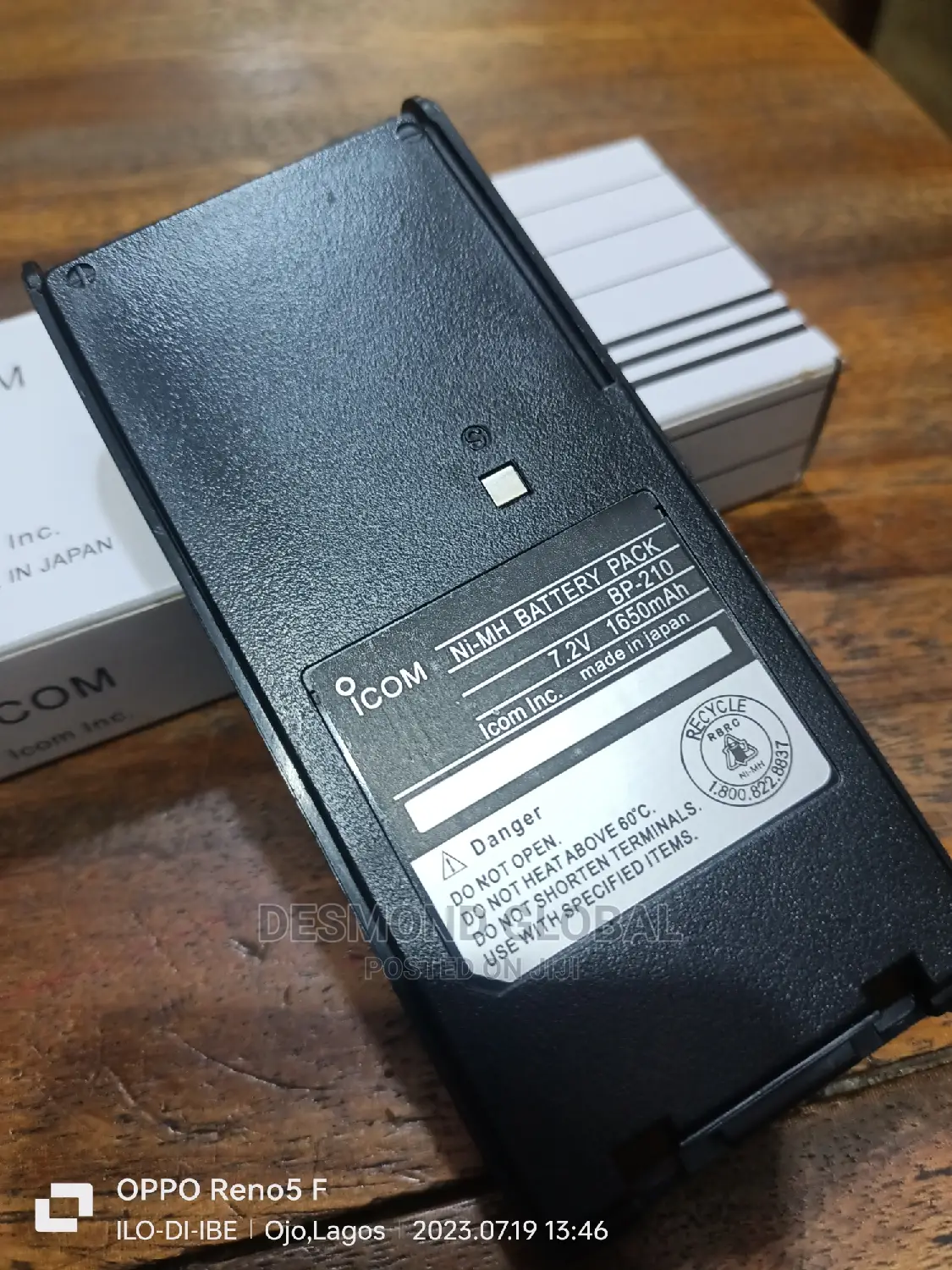 ICOM v-8 Walkie Talkie Battery