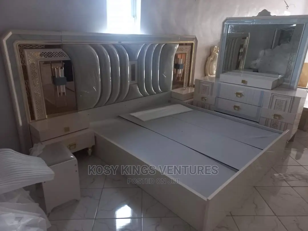 Latest Luxurious Royal Bedroom Set Complete