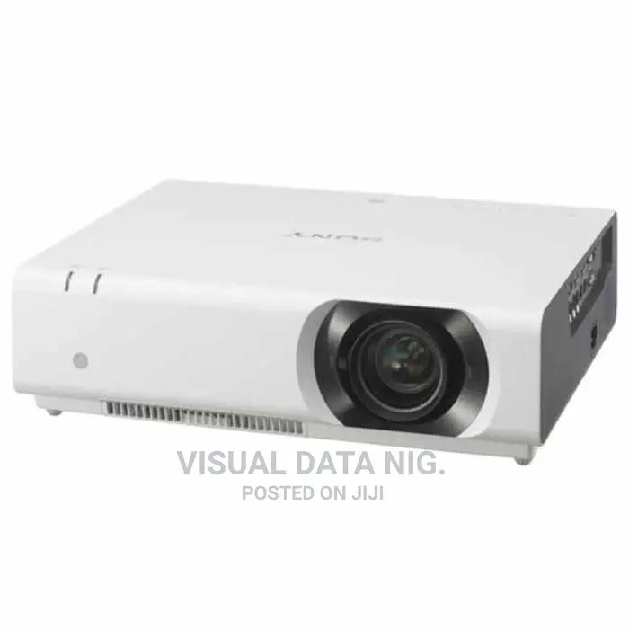 Sony VPL Ch 370 5000lumens