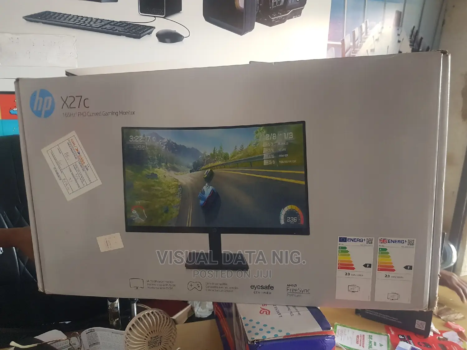 HP X27qc QHD Curved Gaming Monitor -2560 X 1440 - 27inches