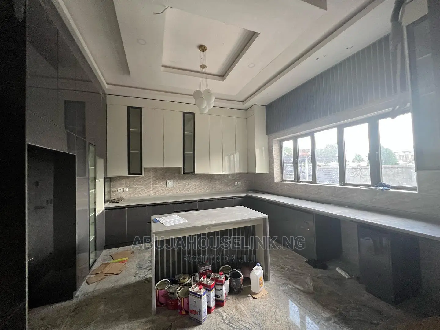 5bdrm Duplex in Guzape Abuja for sale