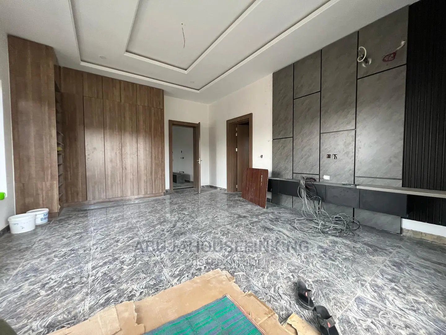 5bdrm Duplex in Guzape Abuja for sale