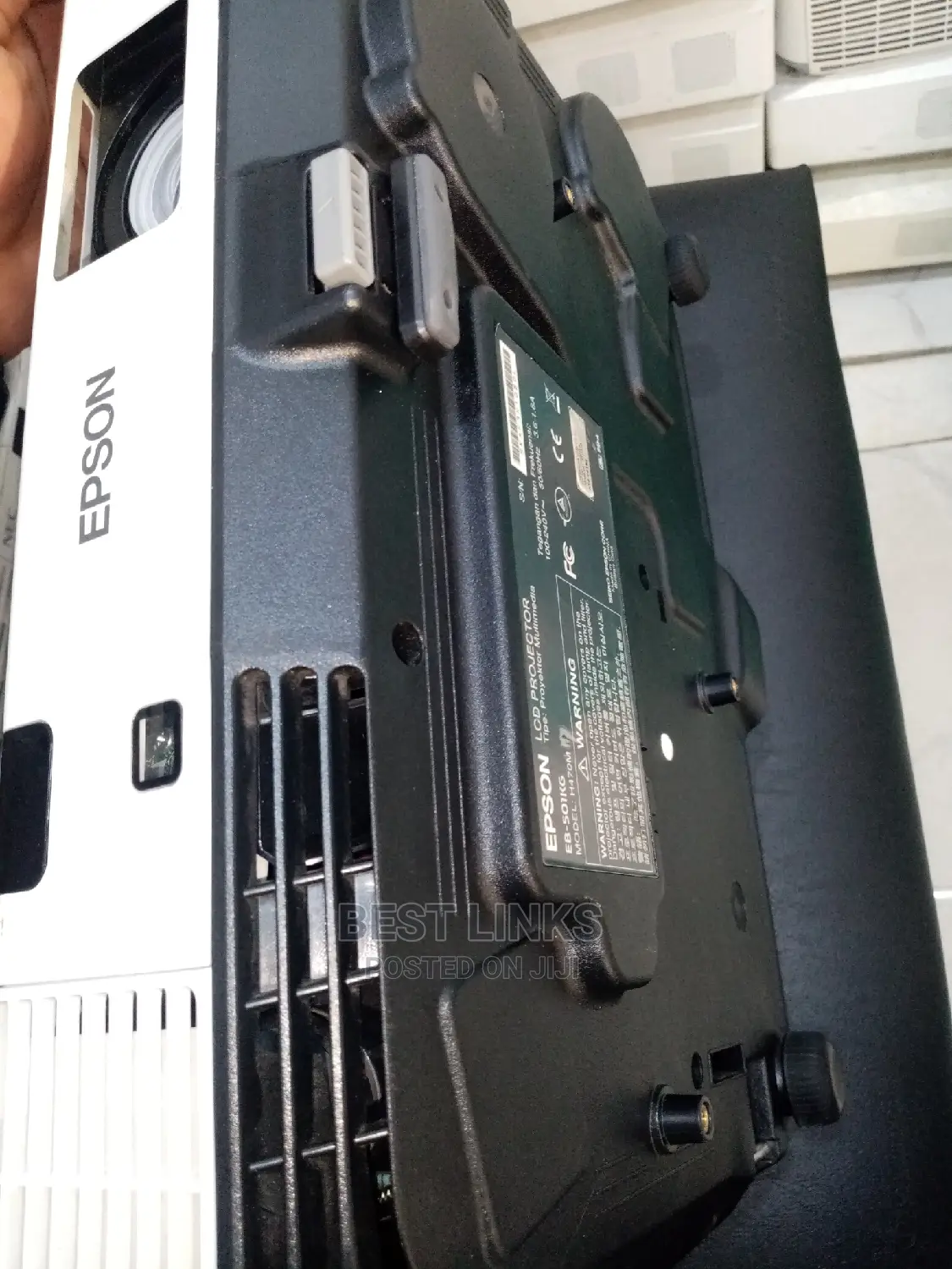 Epson Projector 5,000 Lumens, Hdmi, USB, Vga, and Lan Port