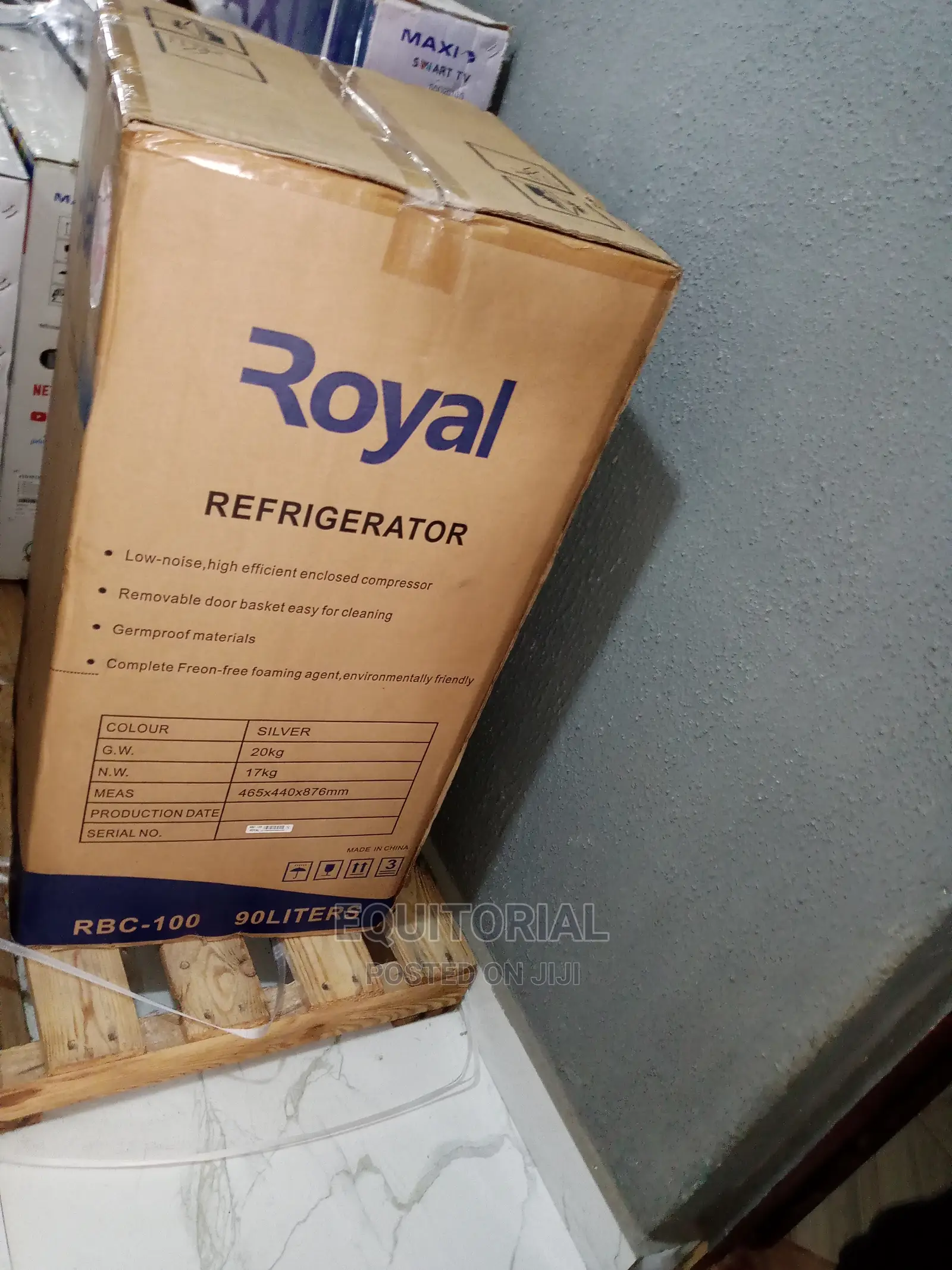 Royal RBC/100 Refeigerator 90 Litres