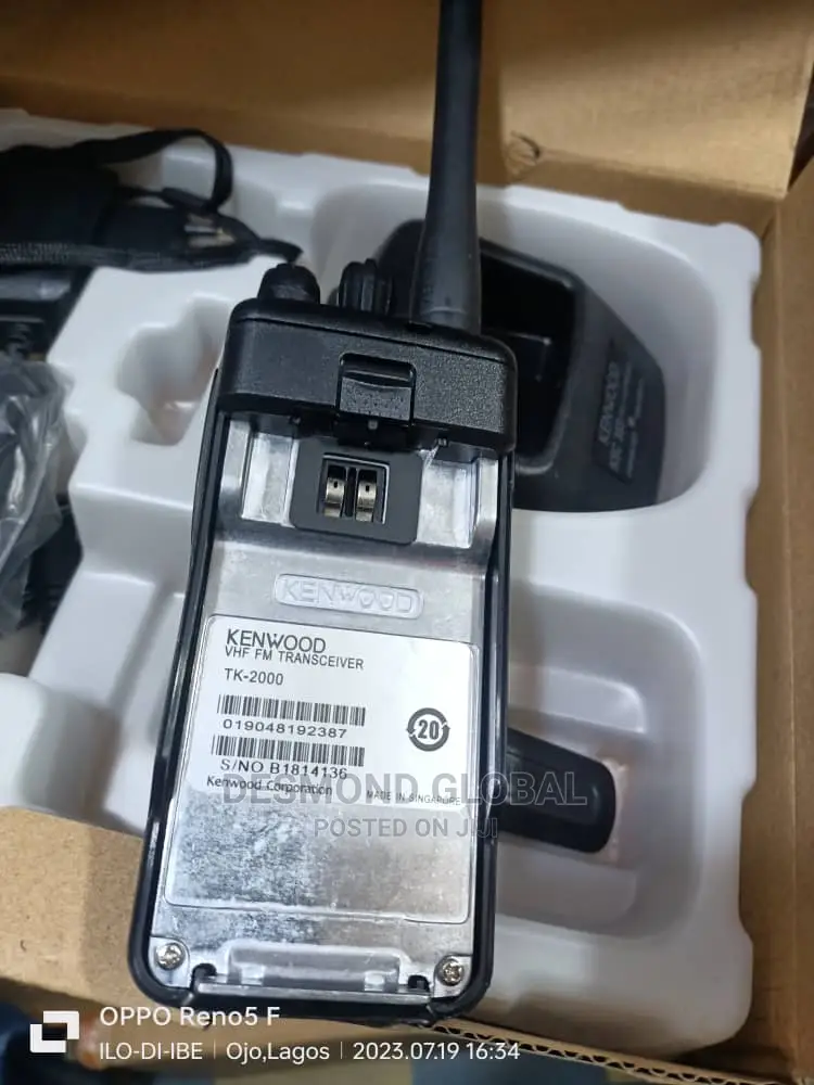 Kenwood Tk2000 Walkie Talkie