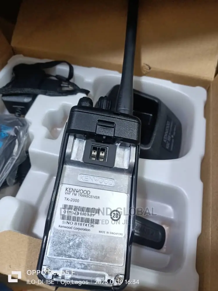 Kenwood Tk2000 Walkie Talkie