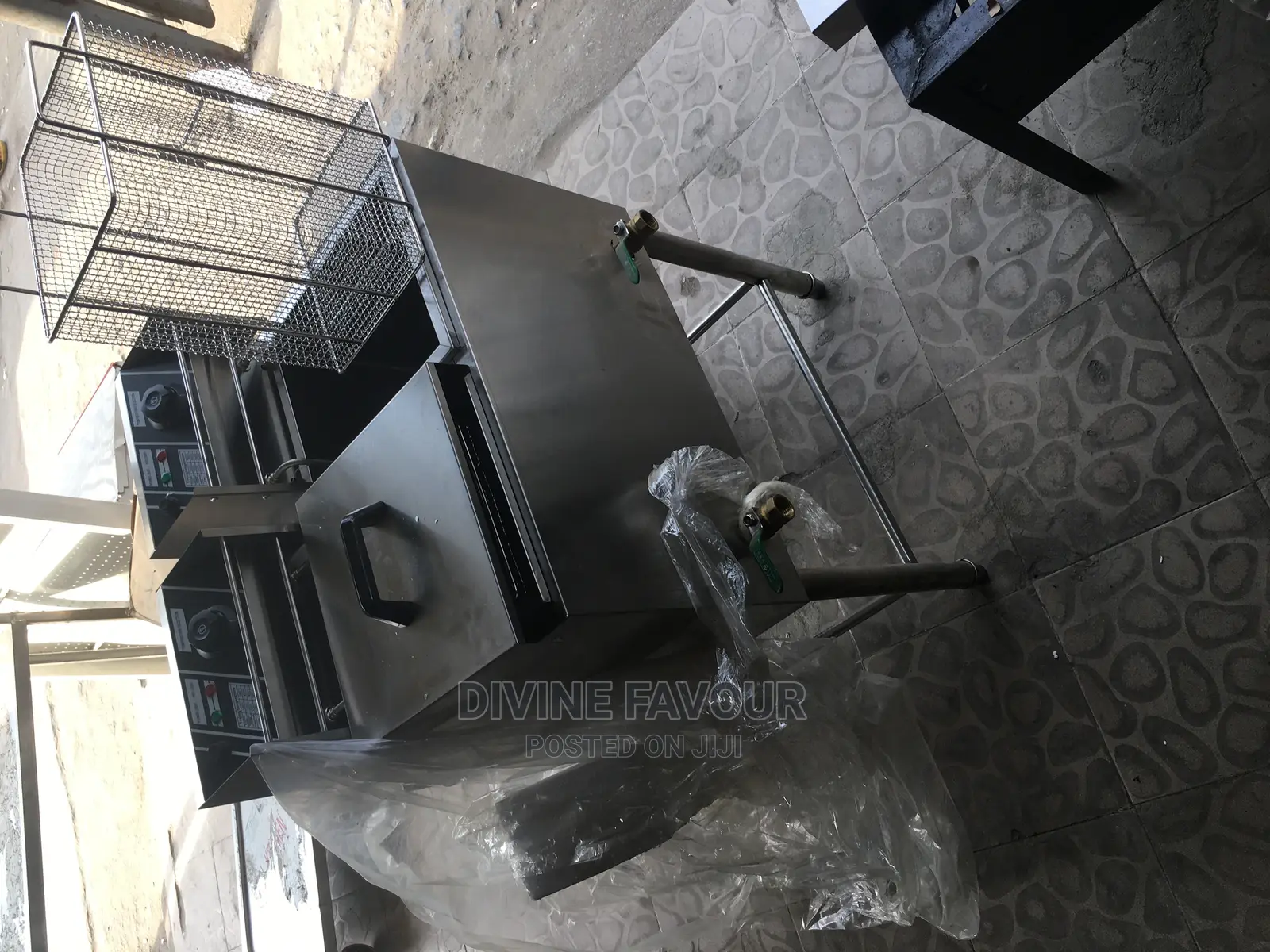 Commercial Deep Fryer