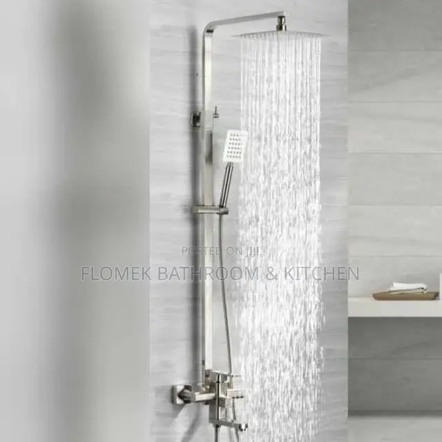 Standing Shower With Heavy Gauge