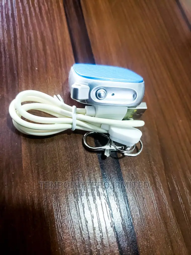 Personal Waterproof GPS Tracking Gadget and Locator
