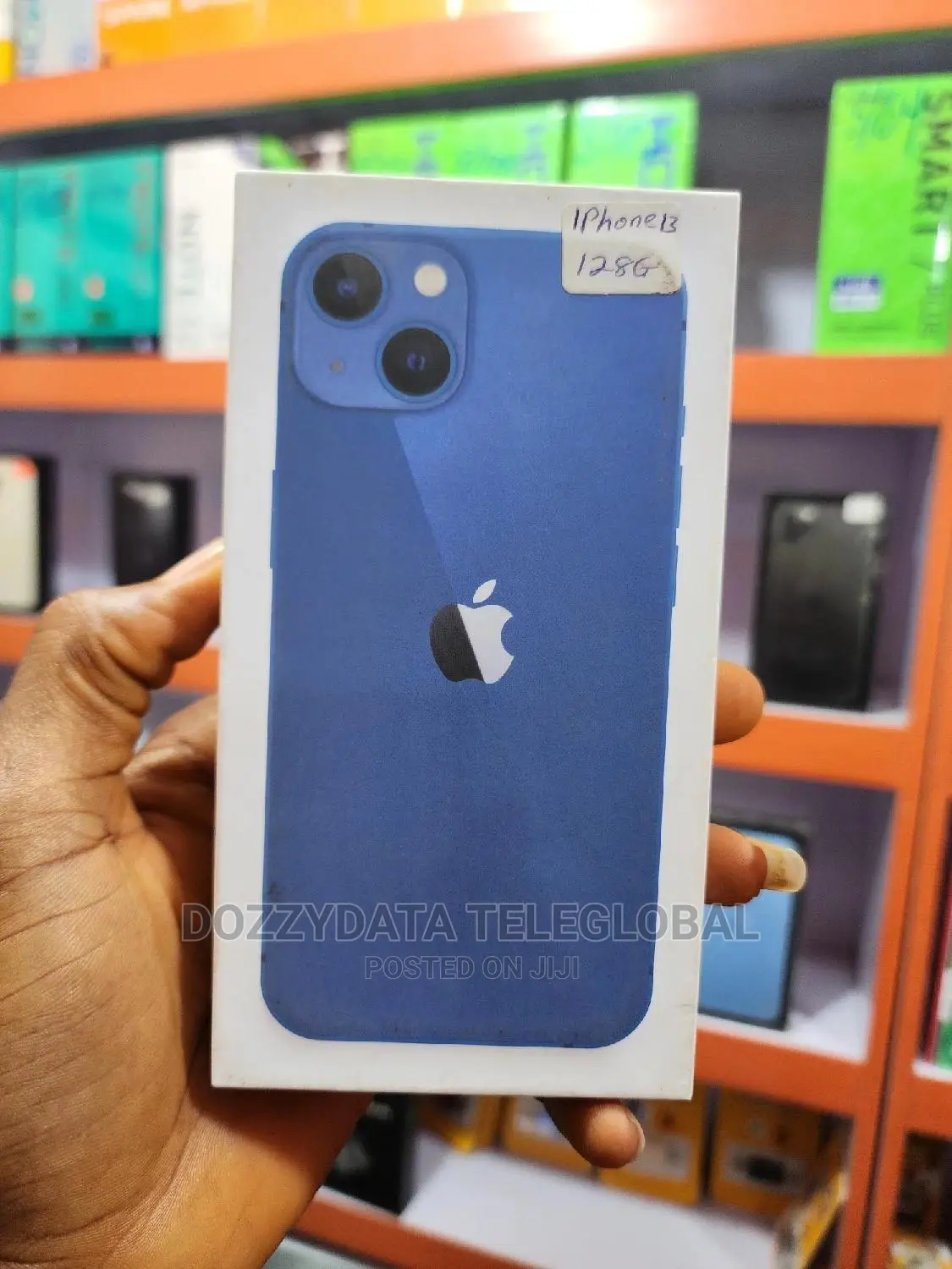 New Apple iPhone 13 128 GB Blue