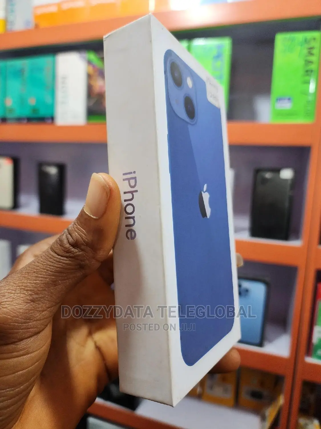 New Apple iPhone 13 128 GB Blue