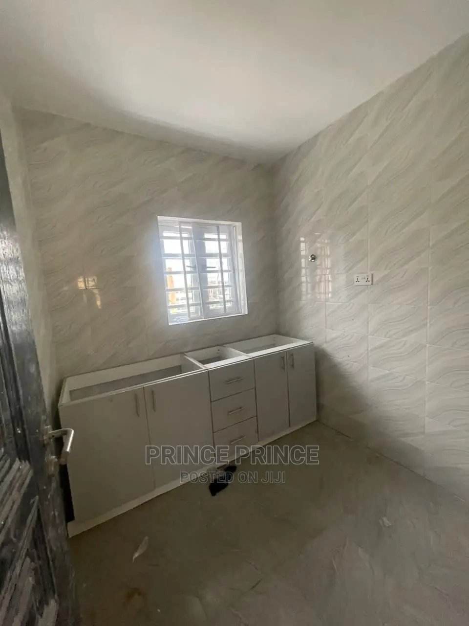 Furnished Mini Flat in Surulere for rent