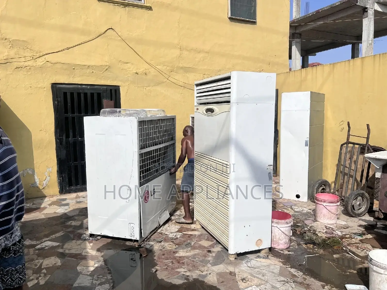 Tokunbo Lg 10tonnes Standing Air Conditioner