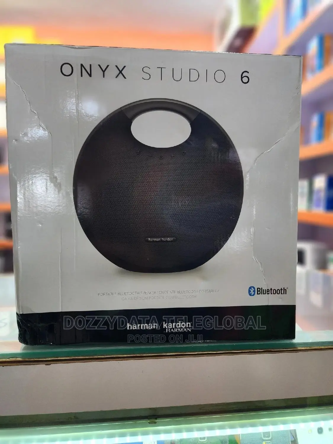 Onyx JBL Studio 6