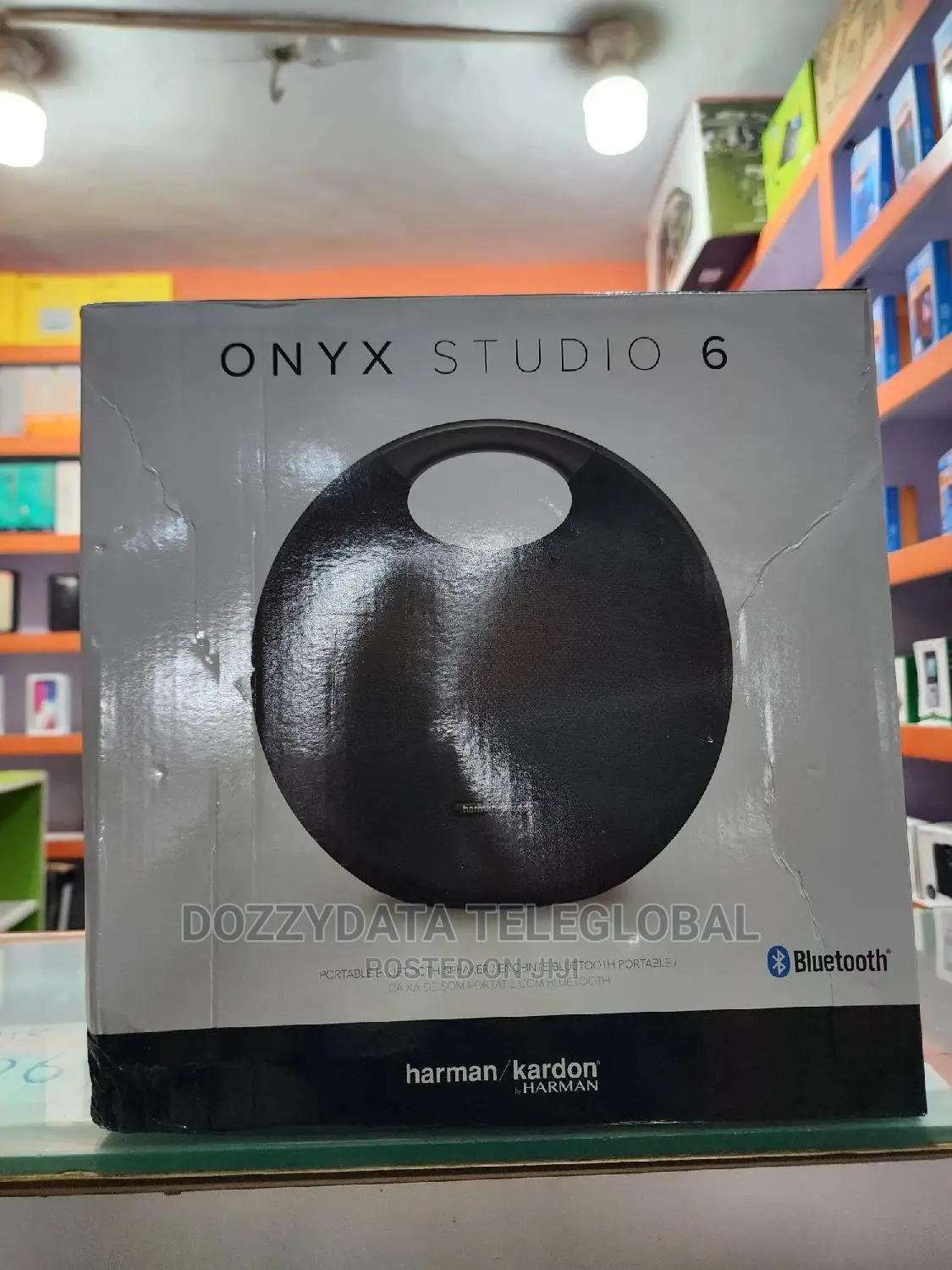 Onyx JBL Studio 6