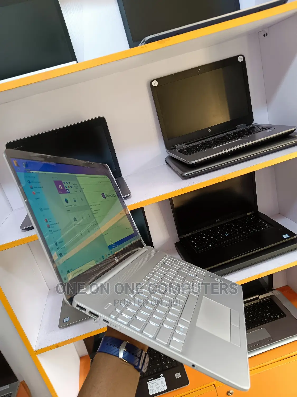 Laptop HP 15 12GB Intel Core I5 HDD+SSD 1T