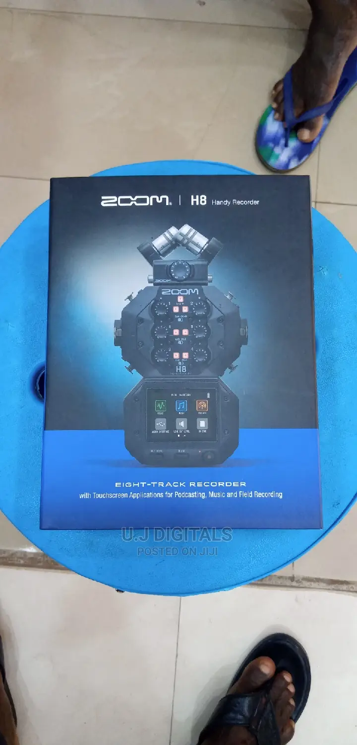 Zoom H8 Handy Recorder