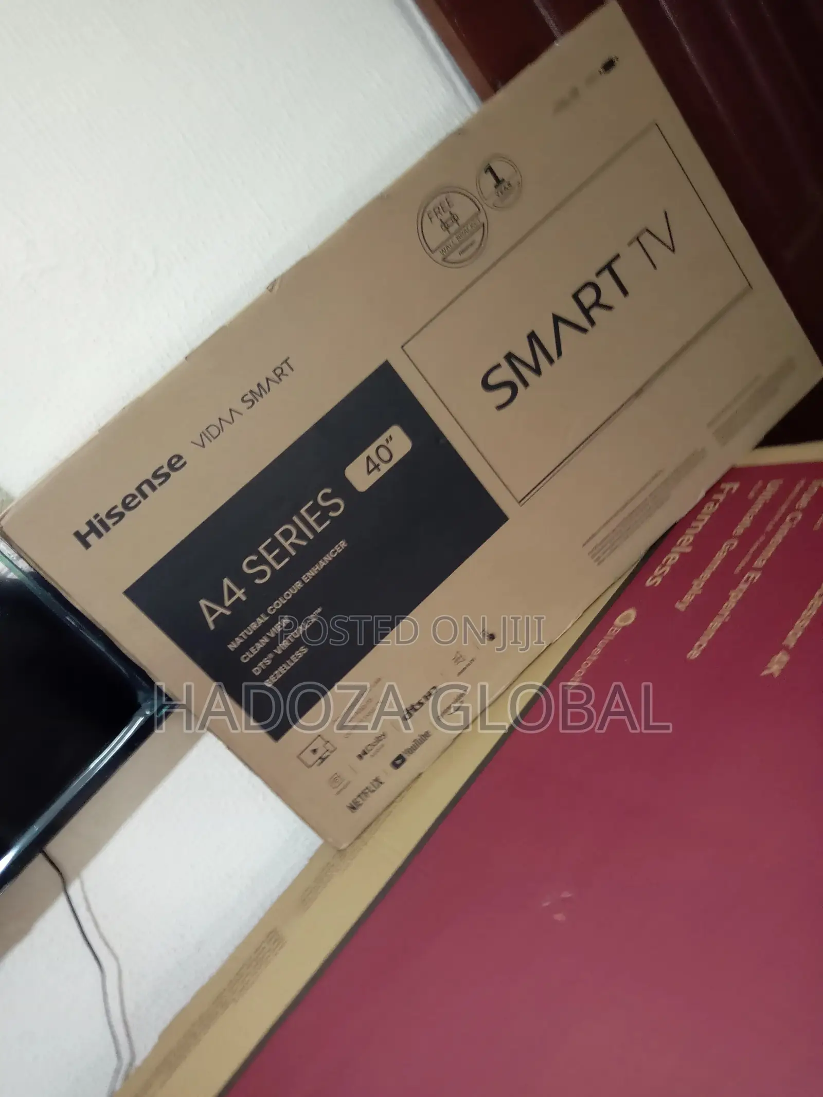 Hisense 40" Smart TV Vidaa OS With Resolution 1920 X 1080