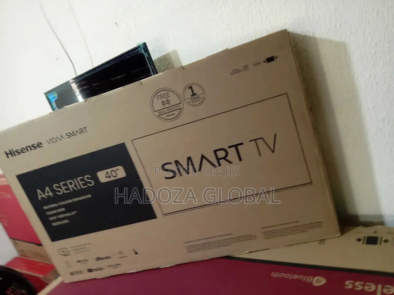 Hisense 40" Smart TV With Vidaa OS + Netflix + Youtube