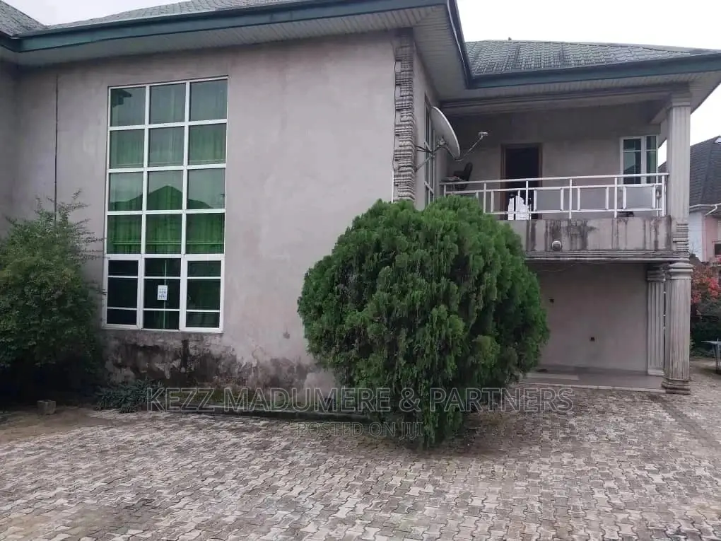 10bdrm Block of Flats in Ada George By, Port-Harcourt for sale