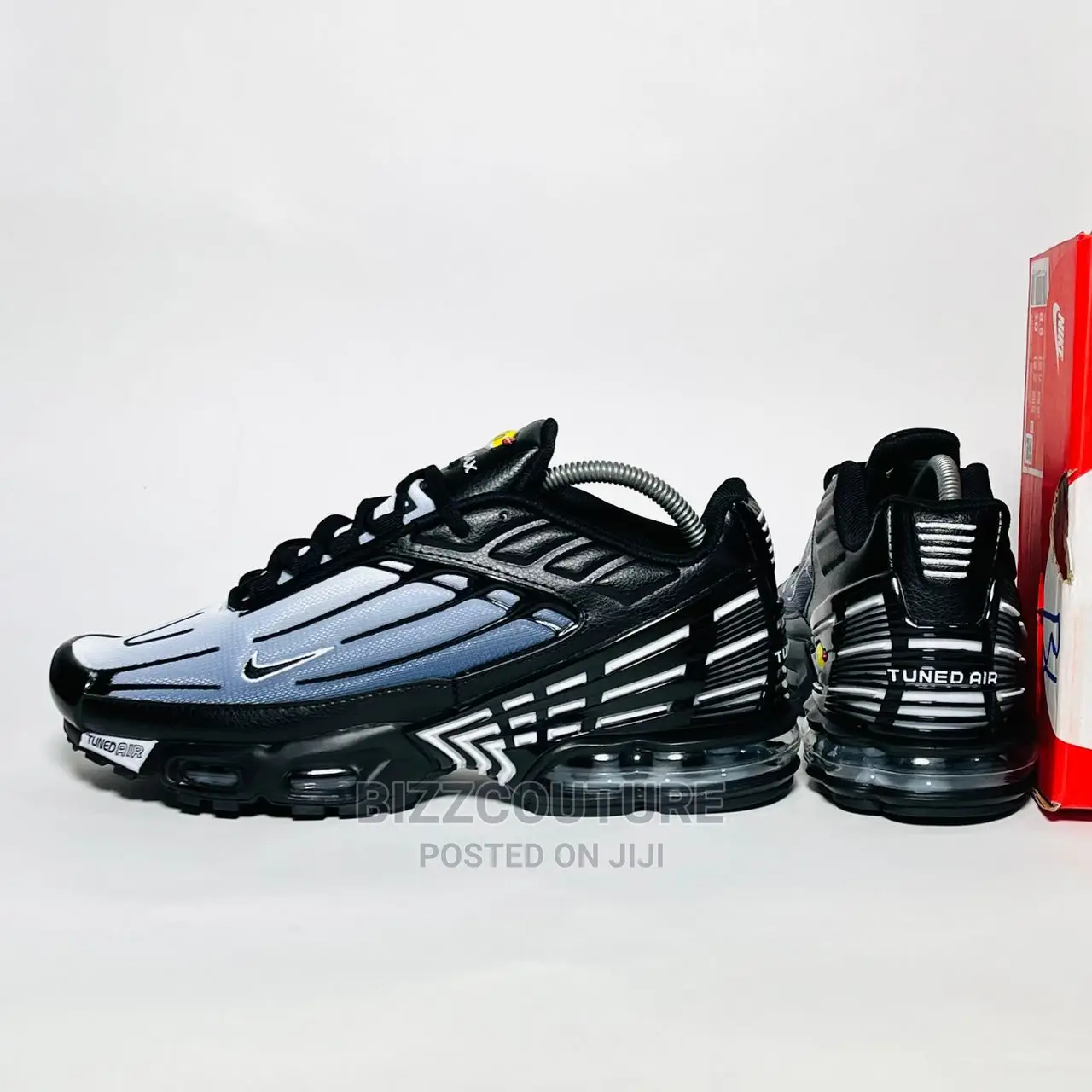Original NIKE Air Max 95 Sneakers Available in Store