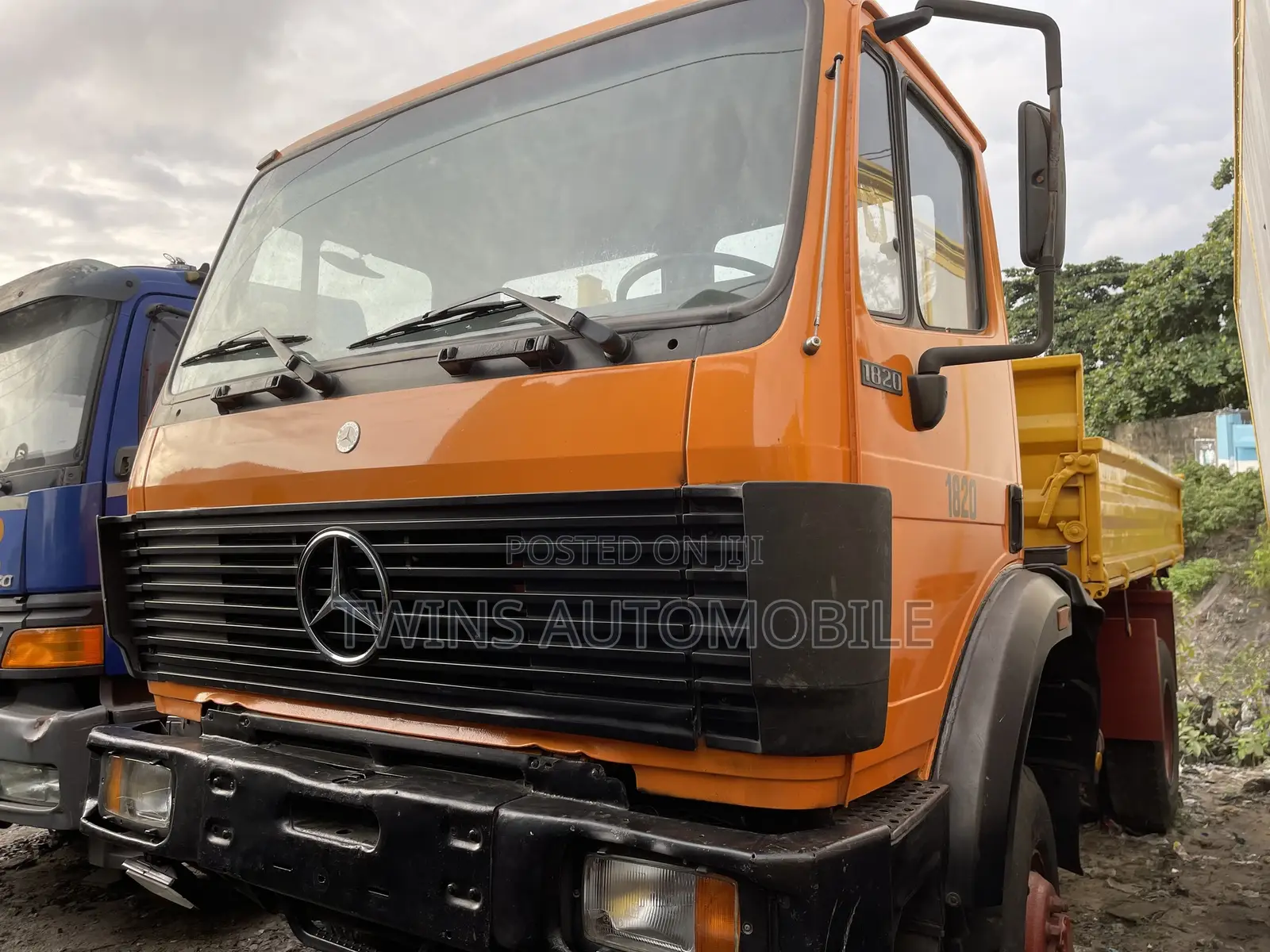 Mercedes-Benz 1820