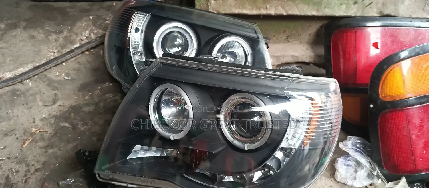 Set Tacoma 2005/2008 Headlamp Yahoo Type
