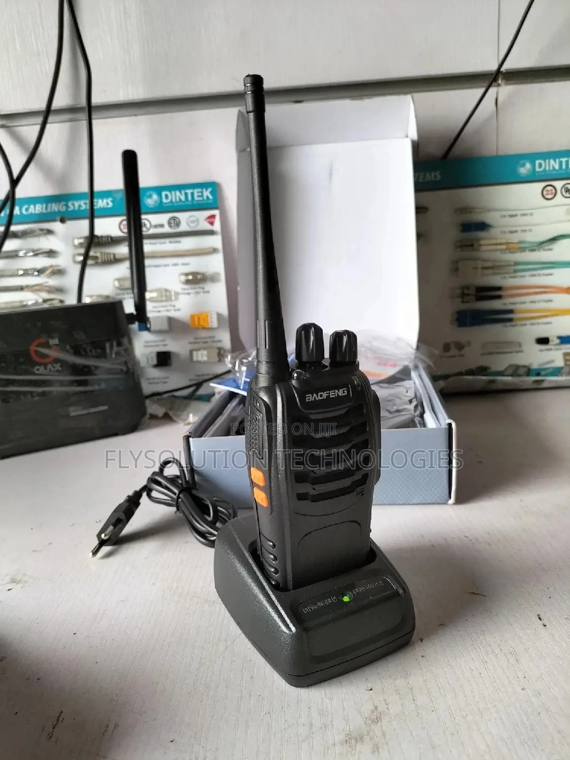 Baofeng Portable Wireless Two Way Radio Walkie - Talkie