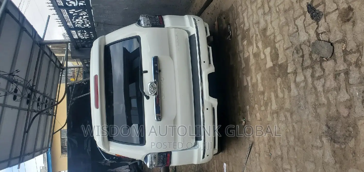 4runner 2003-2007 Upgrade to 4runner 2018 Interior Exterior