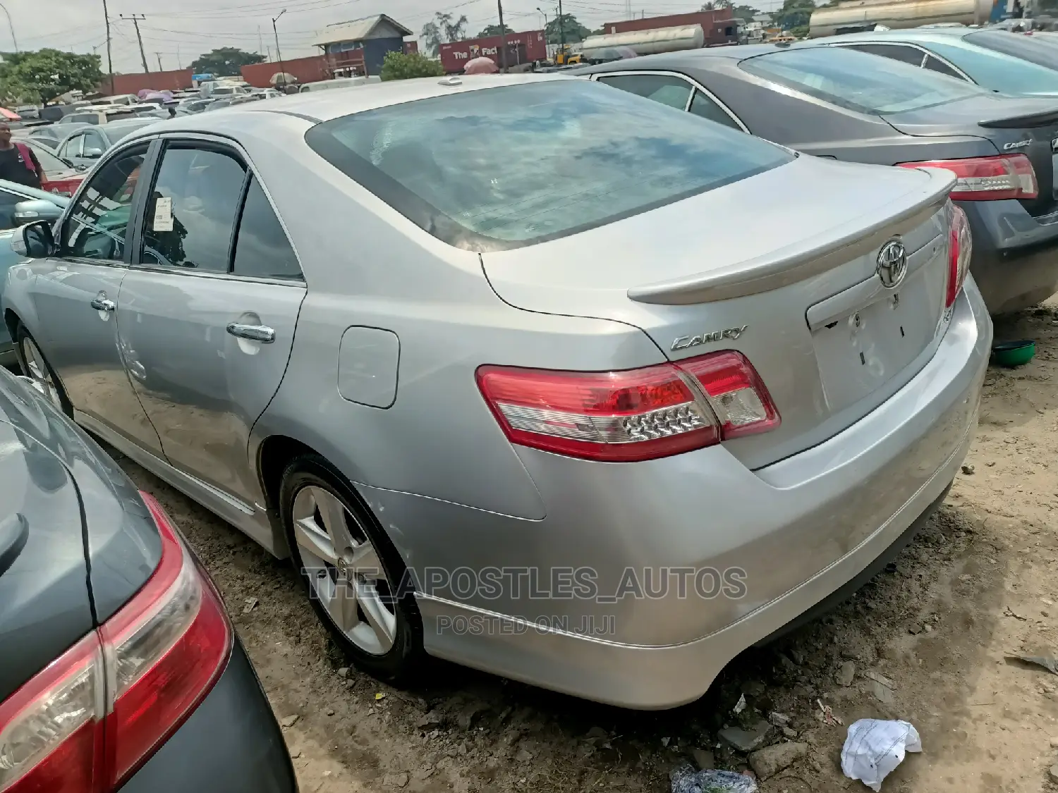 Toyota Camry 2011 Silver