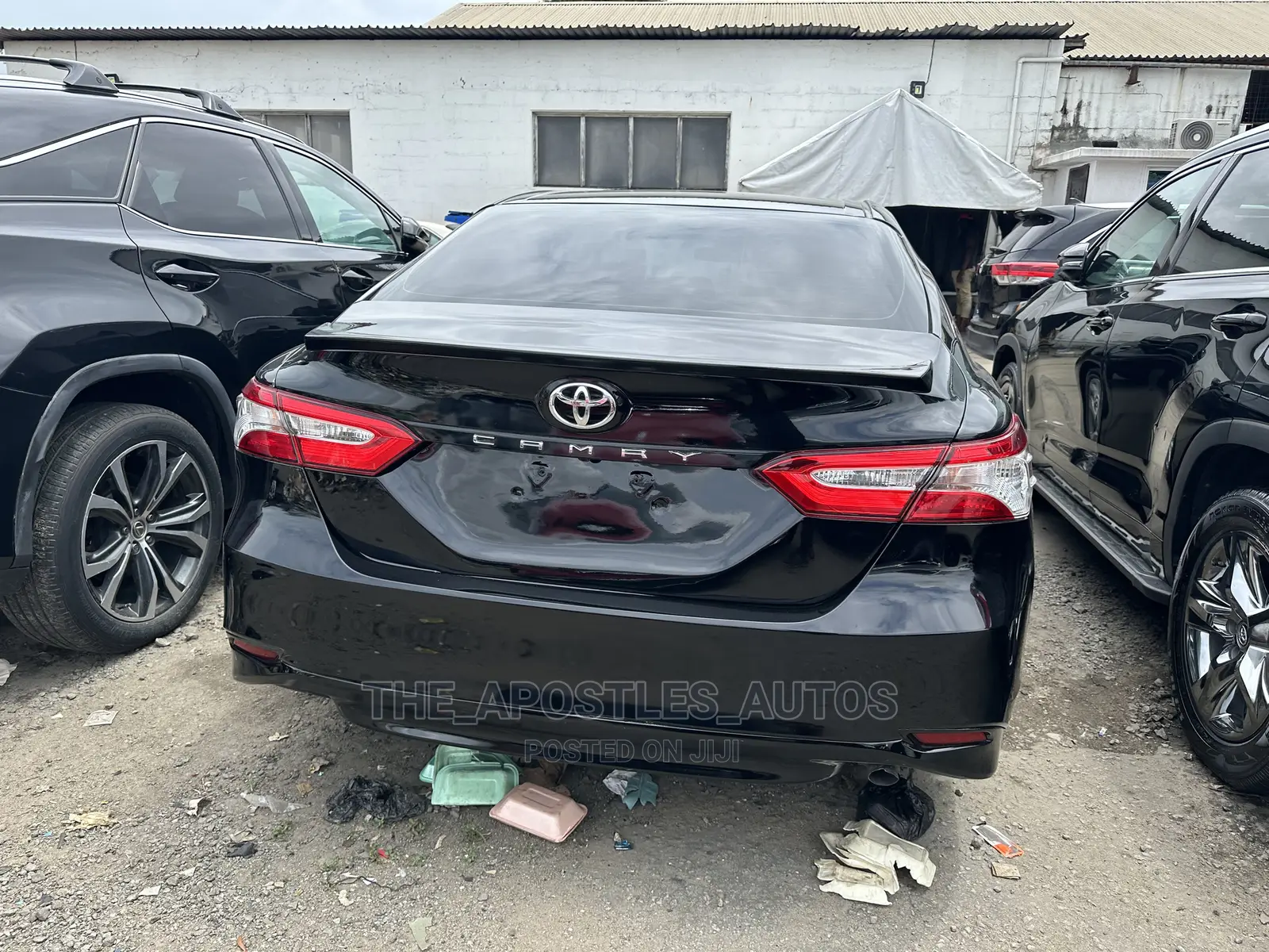 Toyota Camry LE FWD (2.5L 4cyl 8AM) 2018 Black